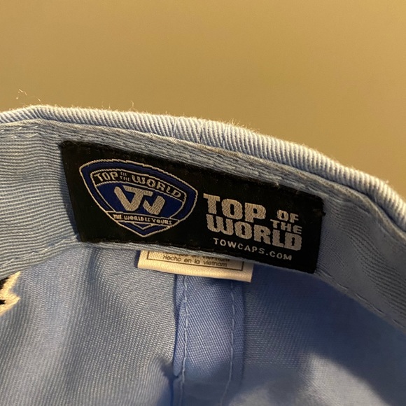 North Carolina Tarheels SnapBack Hat - Picture 5 of 6